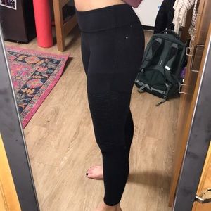 BEYOND yoga leggings